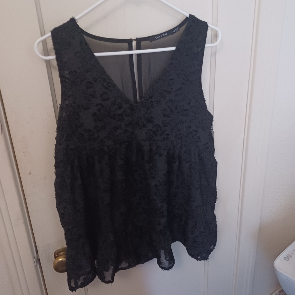 NWT Doe & Rae Sleeveless Blouse sz S